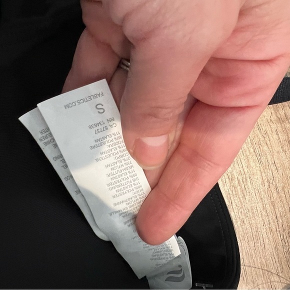 NWT Fabletics All Day Every Day Sports Bra - Picture 12 of 13